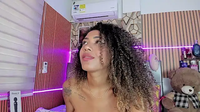 charlotteone live sex cam