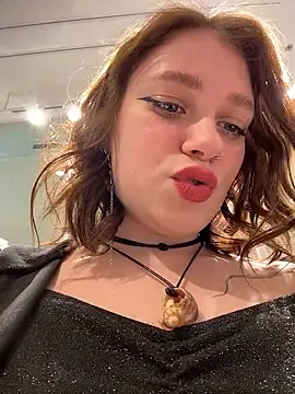 lucy-joy live sex cam