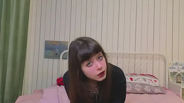 BellaLewter's cam snapshot