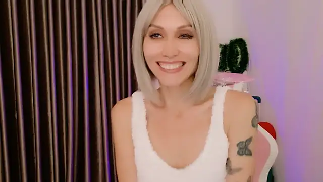 betty_xoxoo's cam snapshot