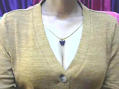 ishmita99's cam snapshot