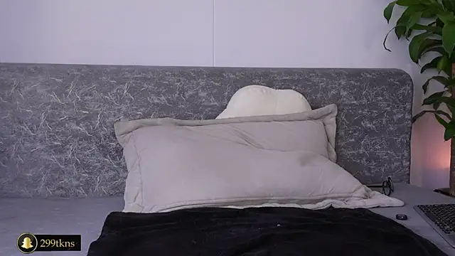 katie_cruz's cam snapshot