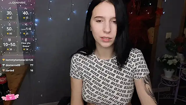 KarolinaBlacks's cam snapshot