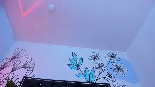 Sweet_Ariadna_'s cam snapshot