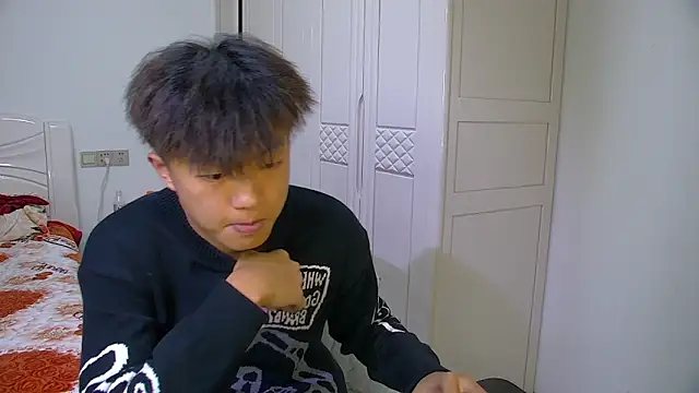 Chocolates-001 live sex cam