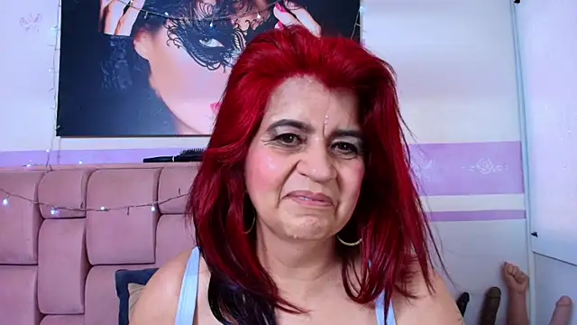 RoxetteMature live sex cam