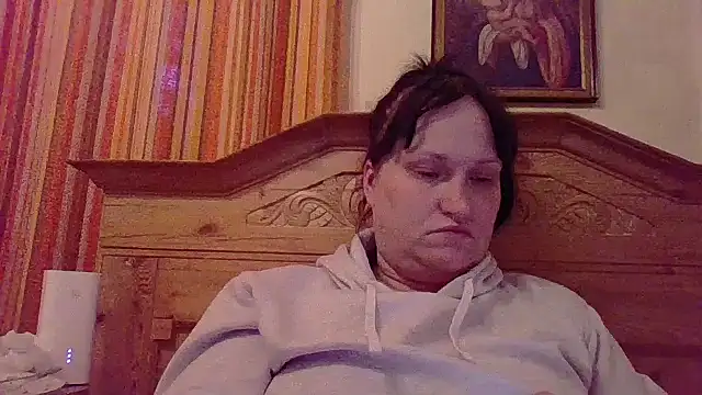 _squirty_cum_lady_'s cam snapshot