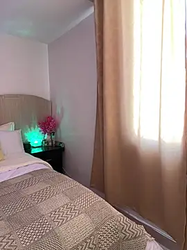 Vicky_Saidi's cam snapshot