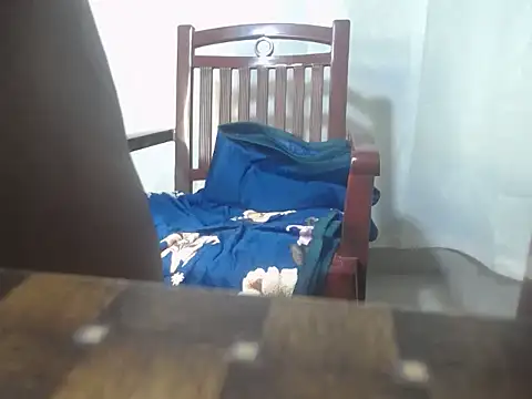 henakhan34 live sex cam