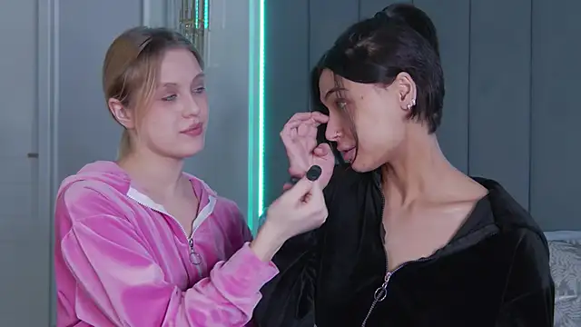 VioletAsh live sex cam