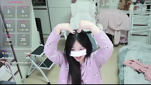 kimhyeona2005 live sex cam