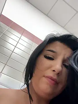 Tisha_Busty live sex cam