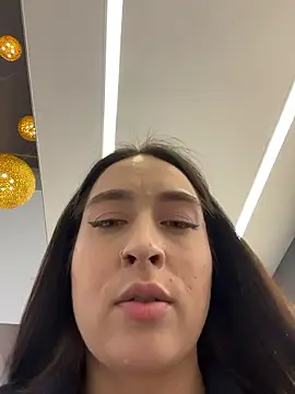 Holly_Play live sex cam