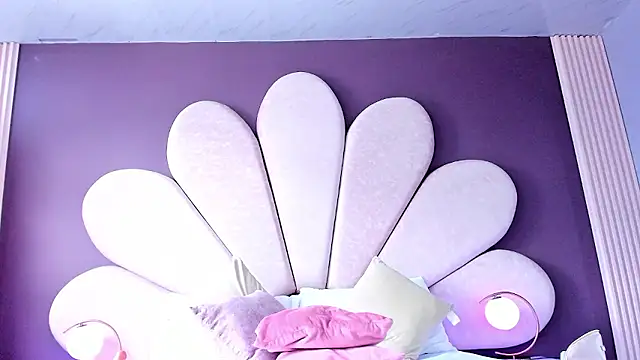 MeganR_ live sex cam