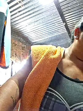 chubby_sexy_big_tits's cam snapshot