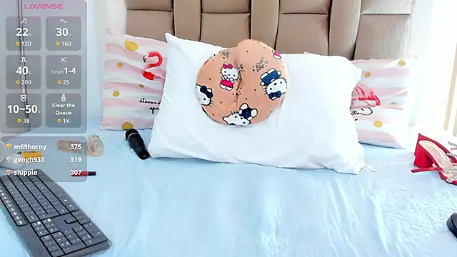 emily_rivas_'s cam snapshot