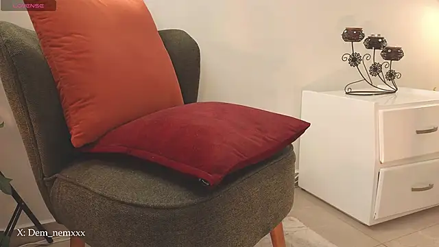 Tommyfoxboy live sex cam