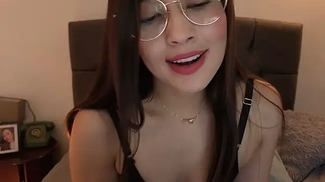 Emma_Lombardi's cam snapshot