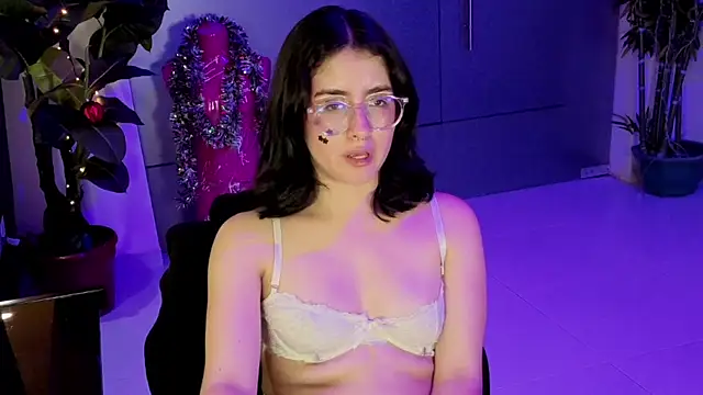 LiLLiAnderson's cam snapshot