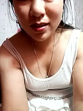 giang0055 live sex cam