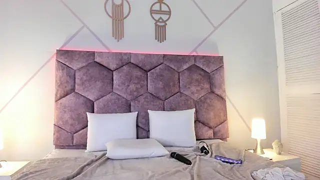 abril_snow's cam snapshot