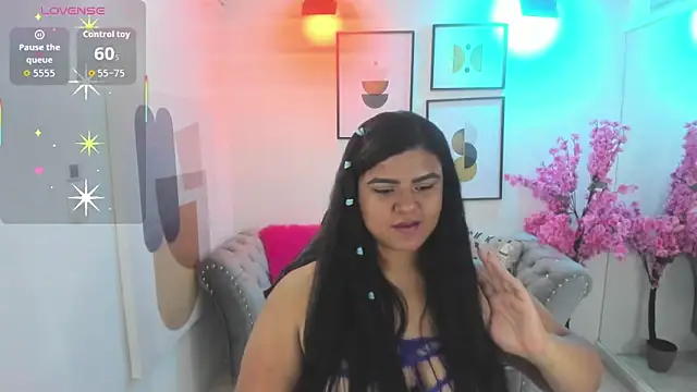 Emiily__Rousse's cam snapshot