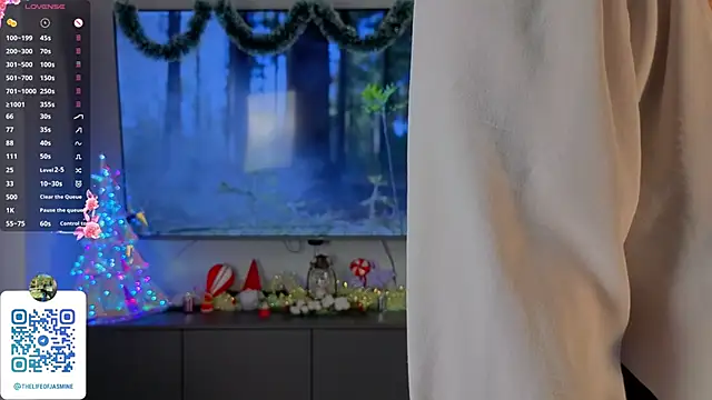 EmmyNoel live sex cam