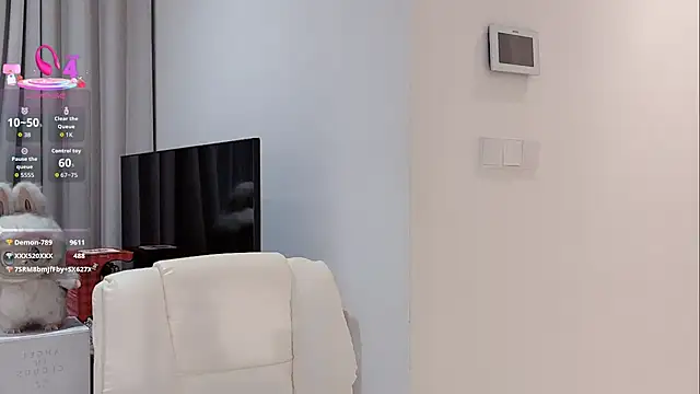 Nebula-qiu live sex cam