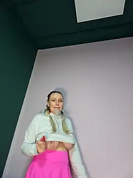 Bondgirl_013 live sex cam