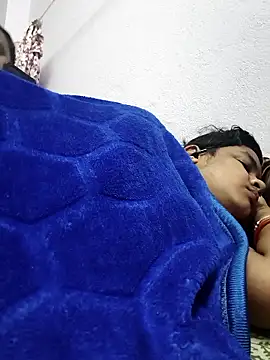 Deborbhavi222 live sex cam