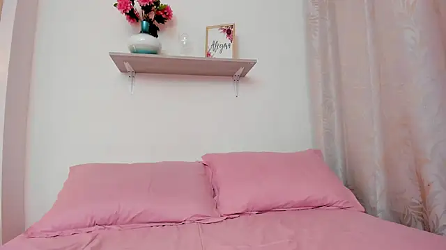 VictoriaGarret's cam snapshot