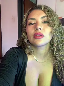 TianaRios_Pink's cam snapshot