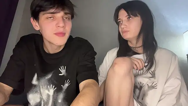 altycouple's cam snapshot