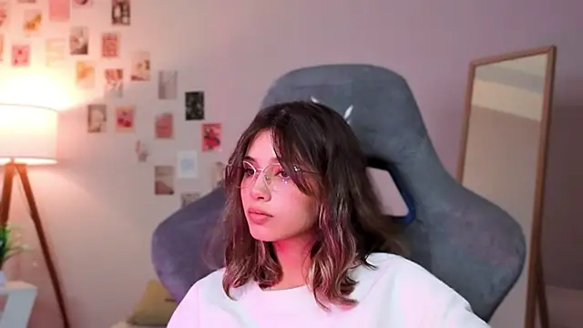 dinnerwithflowers's cam snapshot