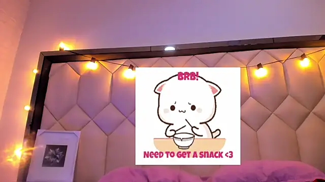 Scarletbigbug's cam snapshot