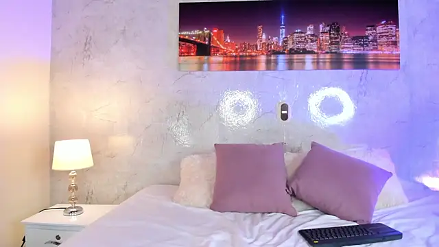 zaraquiinn's cam snapshot