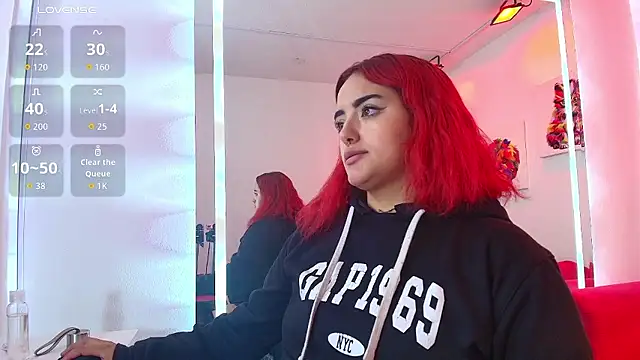 Miiia_rousse's cam snapshot