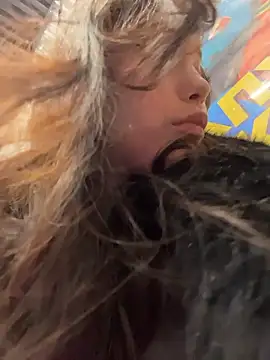 Chloe__Moon live sex cam