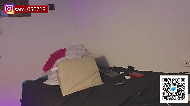 G_obedient_boy live sex cam