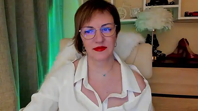 feliziaDesire's cam snapshot