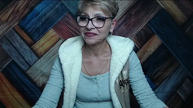 EllaBonito's cam snapshot