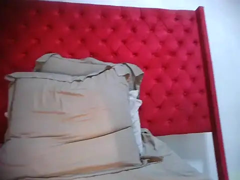 TheSweetBerry's cam snapshot