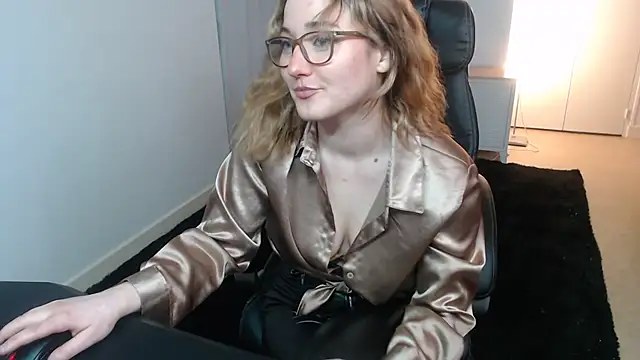 Crystal-dreamt live sex cam