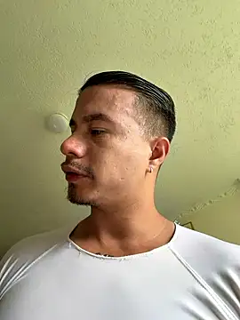 DominickVegas live sex cam