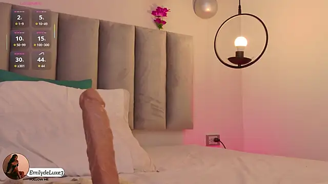 Emely_Deluxe's cam snapshot