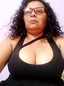 Amarantha25's cam snapshot