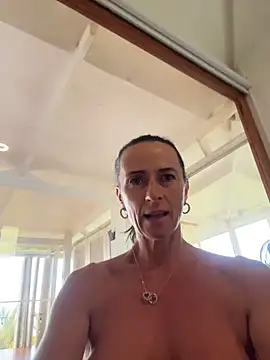 clarastrip's cam snapshot