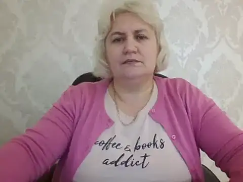 AngelaFamez's cam snapshot