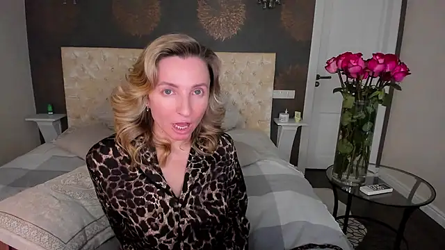 AllisonWilliams's cam snapshot