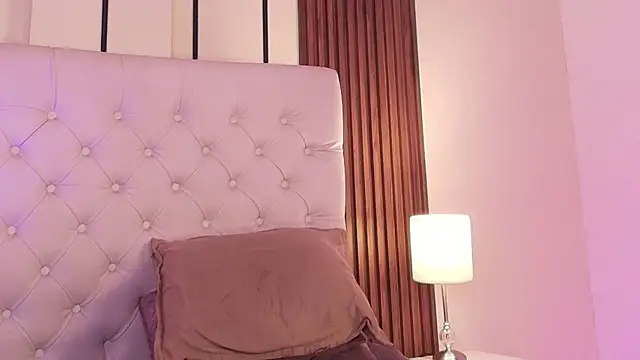 ViolettaAlemida's cam snapshot